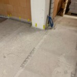 Tiefgaragenboden mit 2-K Epoxid Bodenfarbe beschichtet sowie die Parkfälder markiert. Google, Zürich