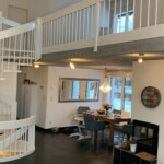 Diese Naturholz Wendeltreppe durften wir in einem weiss streichen sowie die Tritte rutschfest beschichten. IRG01